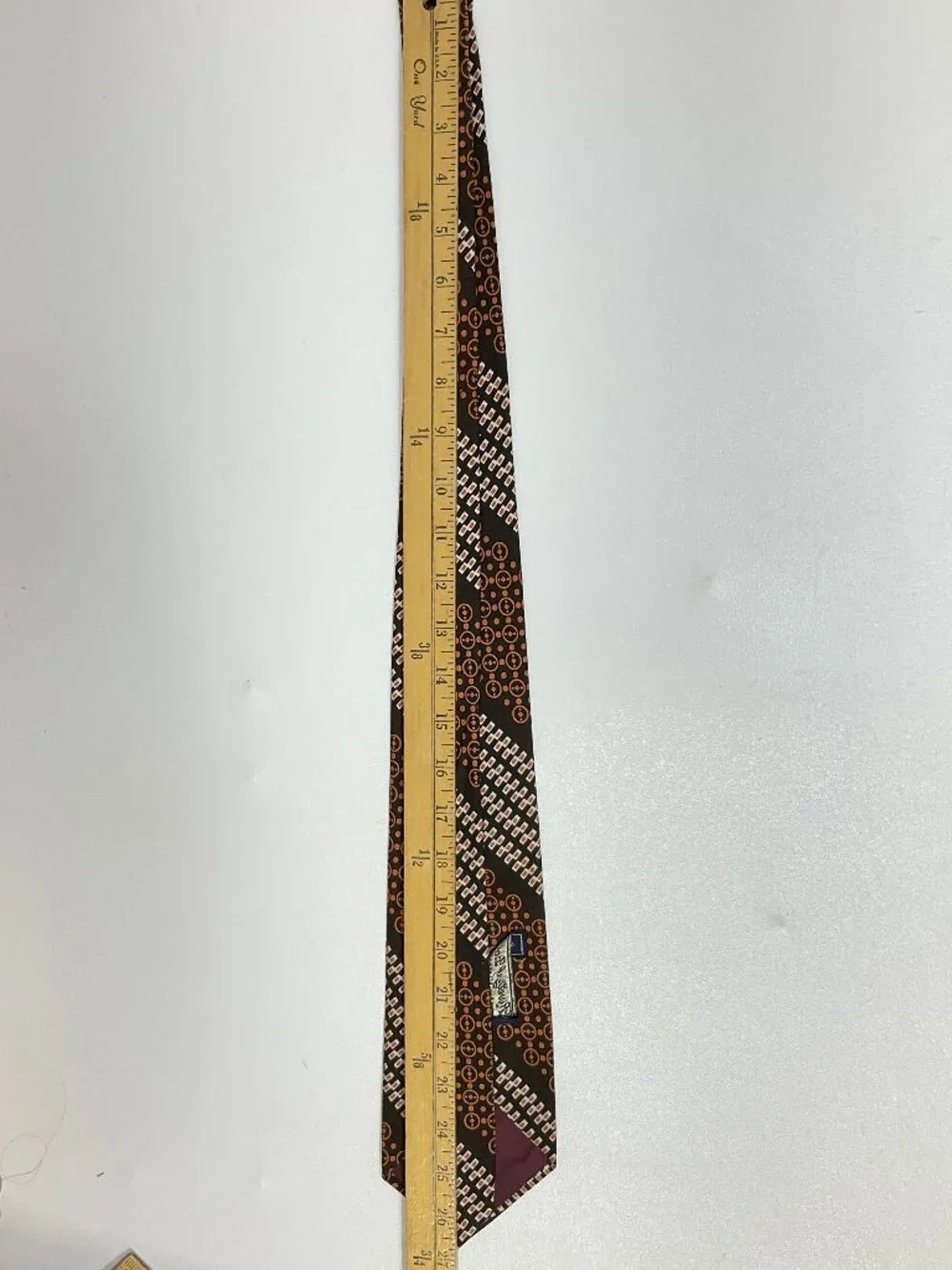 Rivetz of Boston 70s Style Brown Mens Tie